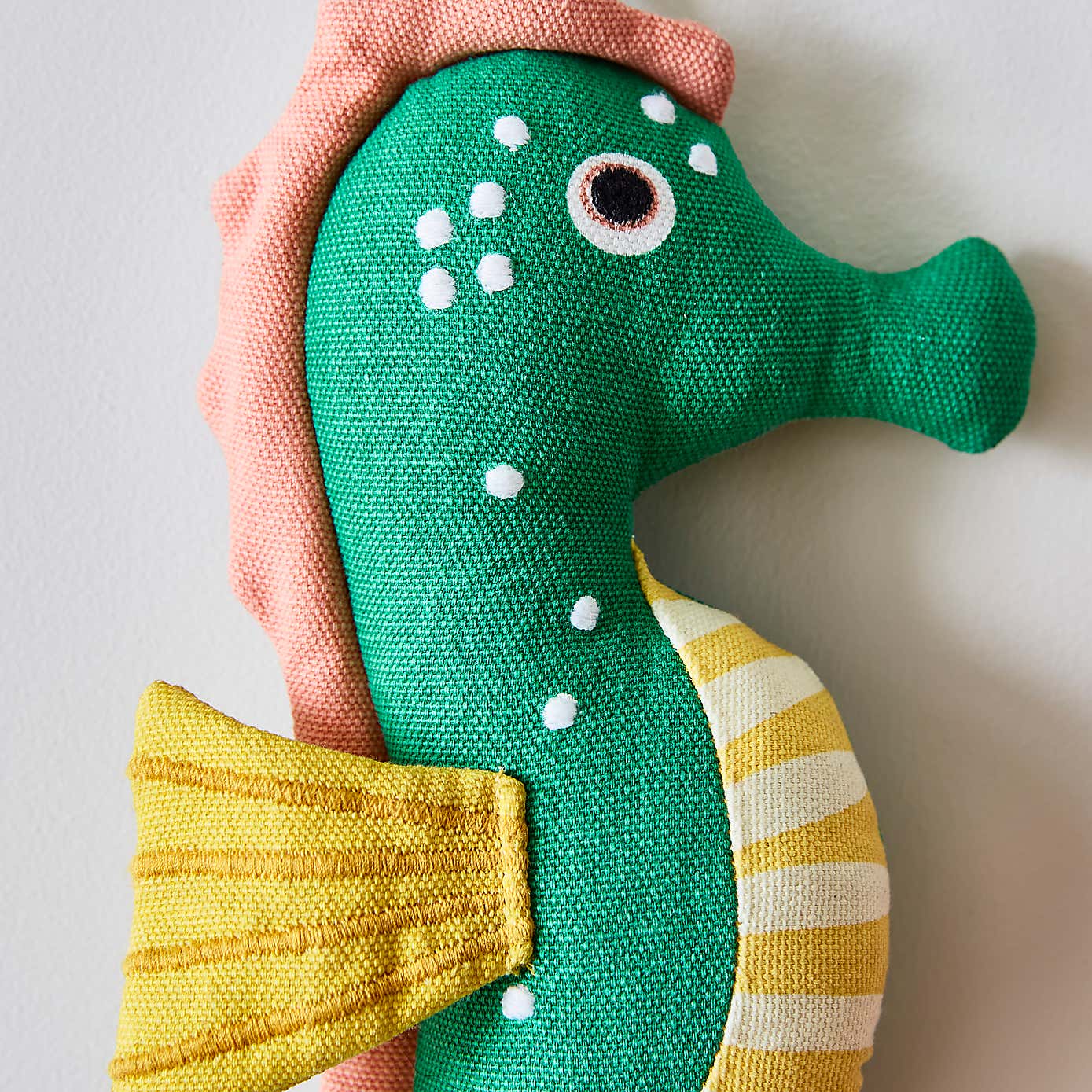 Seahorse Wall Head