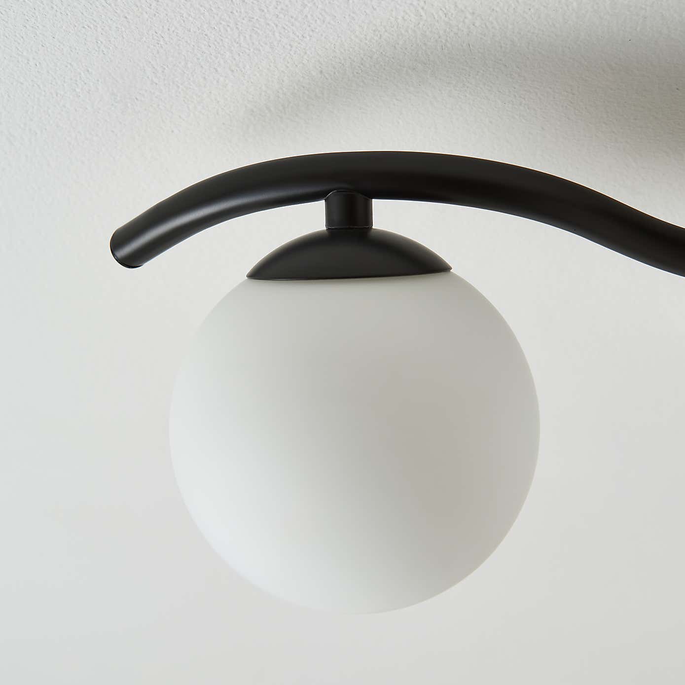 Wiggle Modern 4 Light Adjustable Spotlight Bar