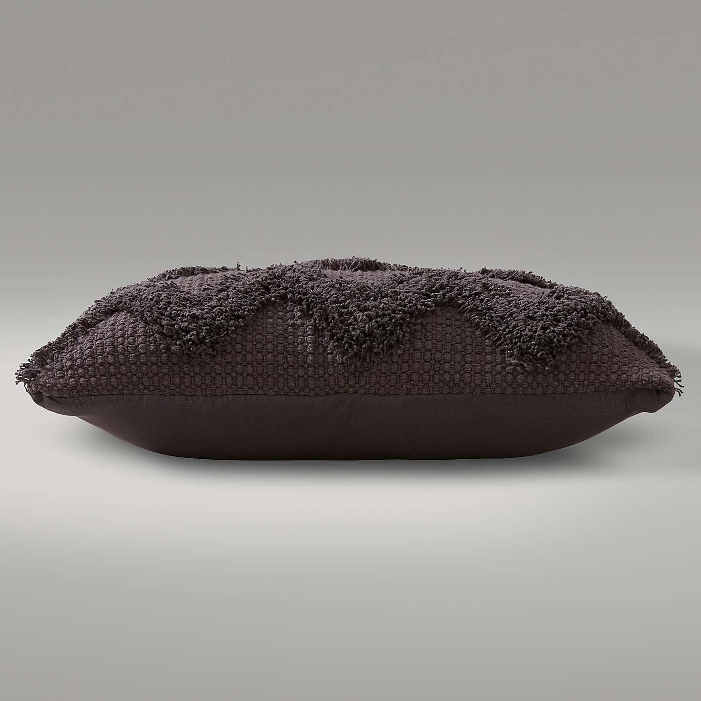 Zig Zag Tufted Cotton Cushion