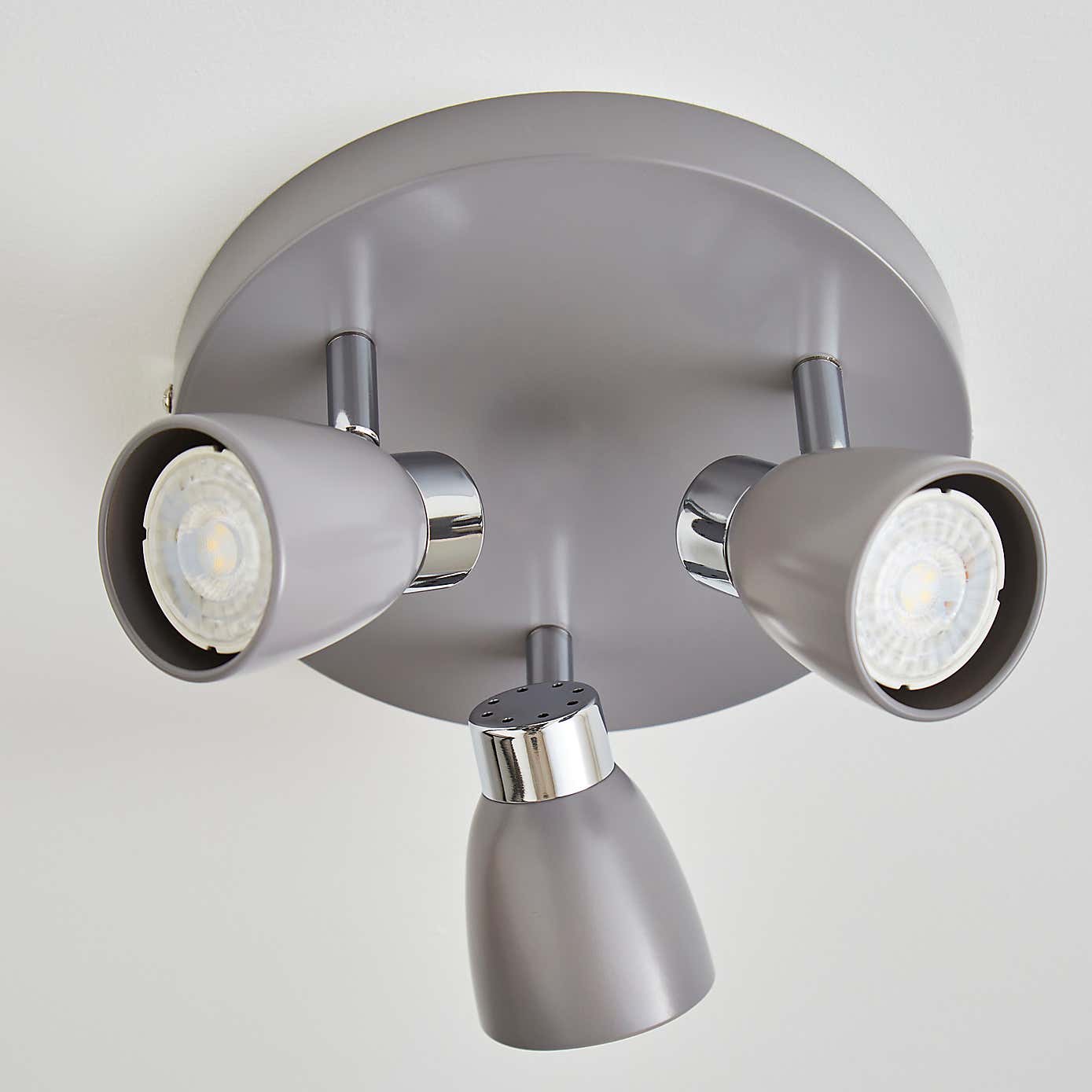 Alto 3 Light Spotlight