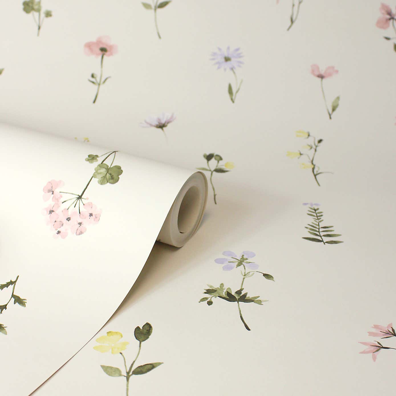 Pressed Flowers Wallpaper