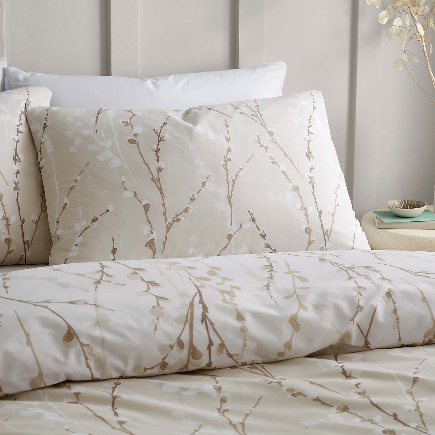 Belle Floral Duvet Cover and Pillowcase Set