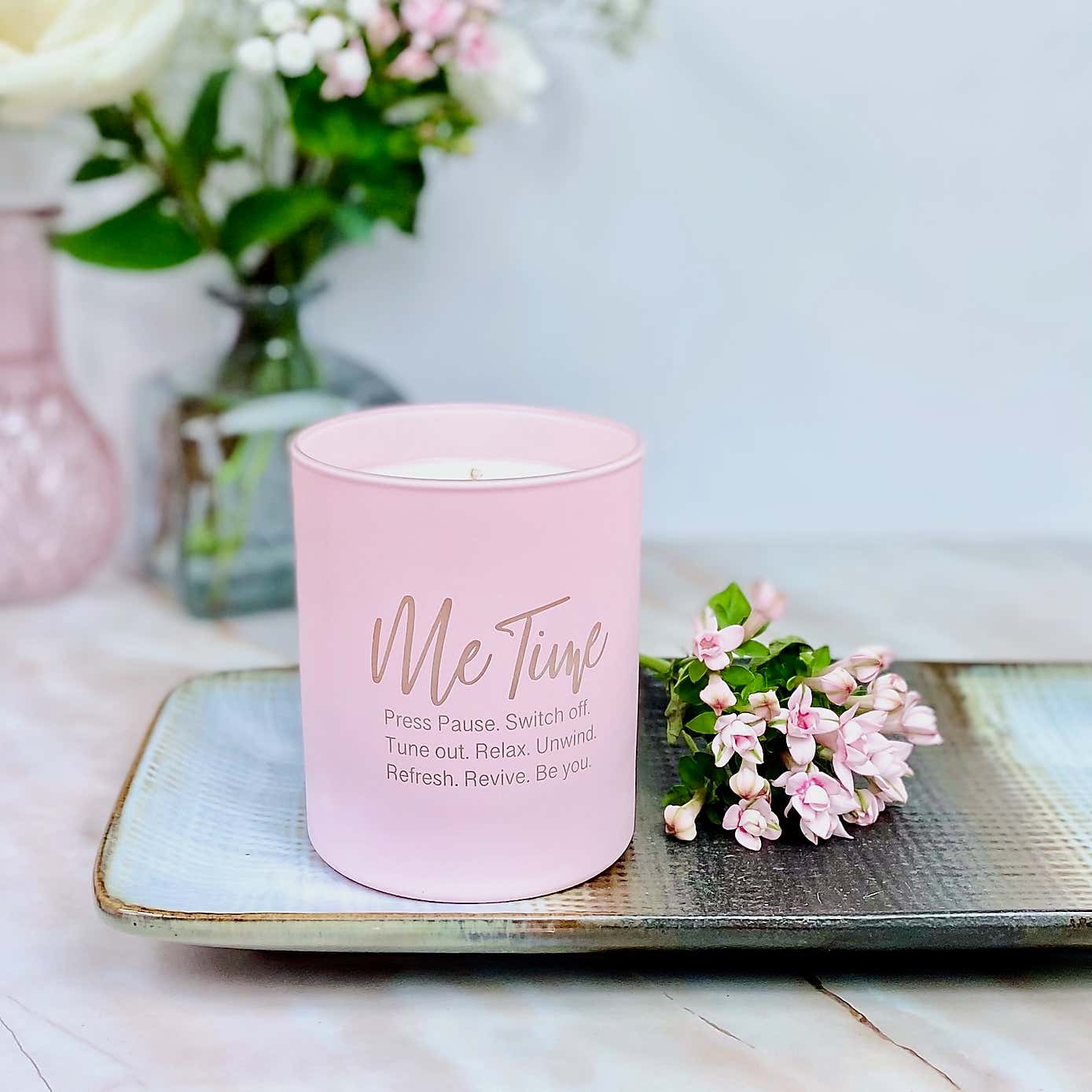 Atelier 38 Paradise Beach 'Me Time' Engraved Candle