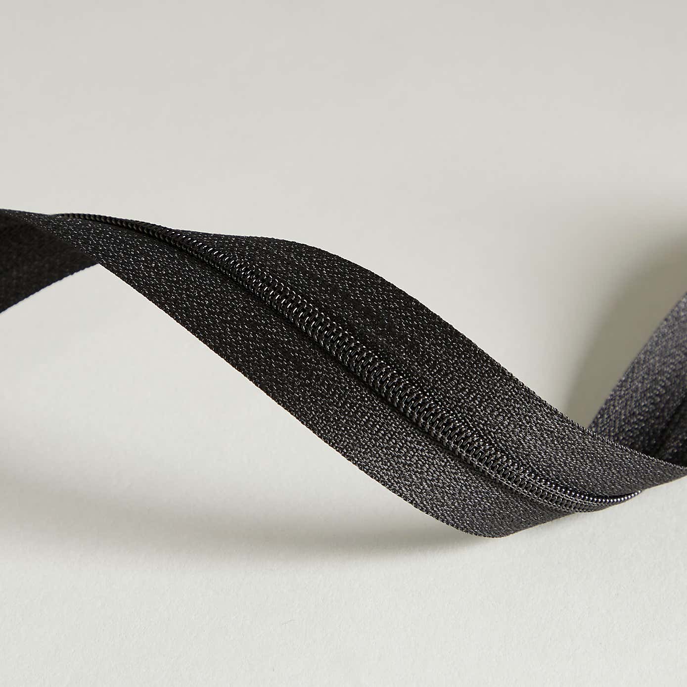 By The Metre Nylon Spiral Chain Zip