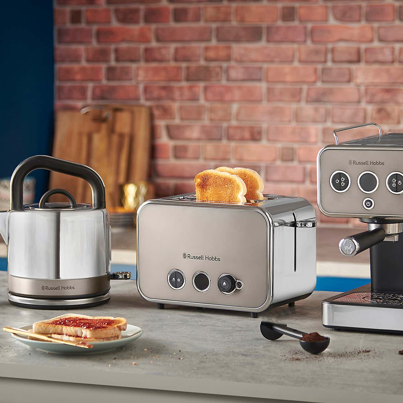 Russell Hobbs Distinctions 2 Slice Stainless Steel Toaster