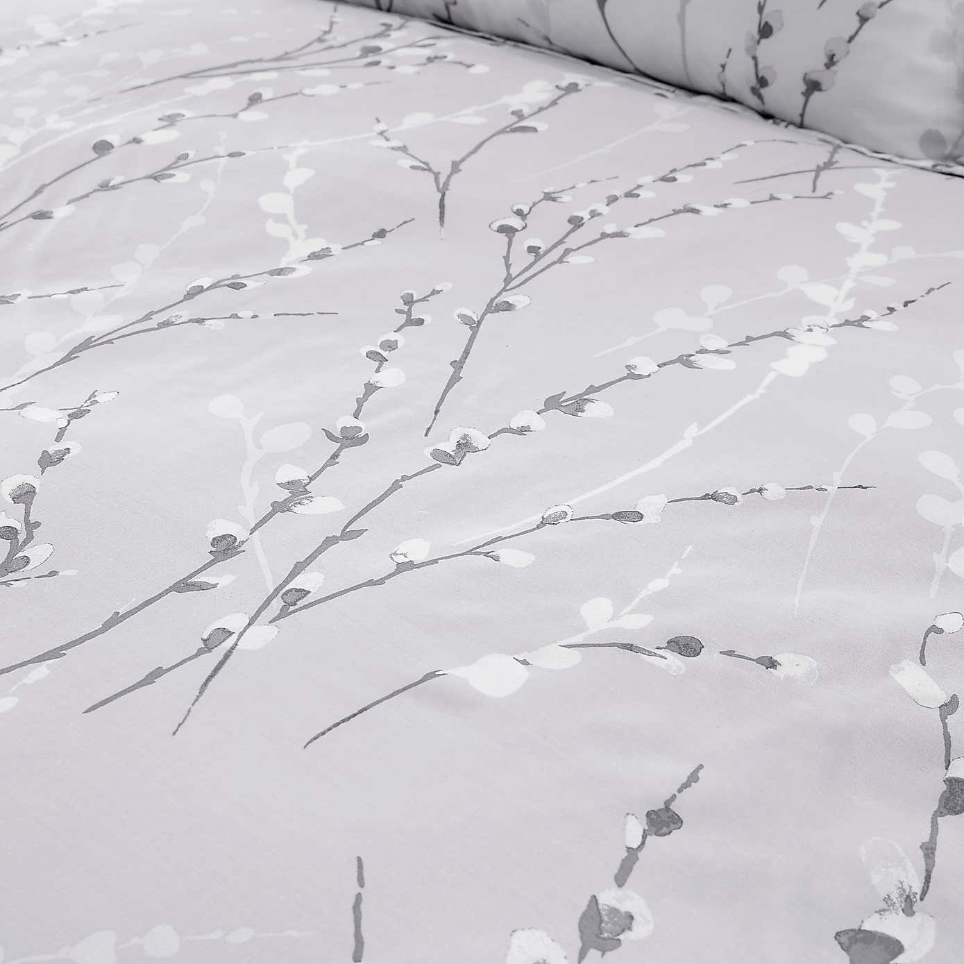 Belle Reversible Duvet Cover and Pillowcase Set