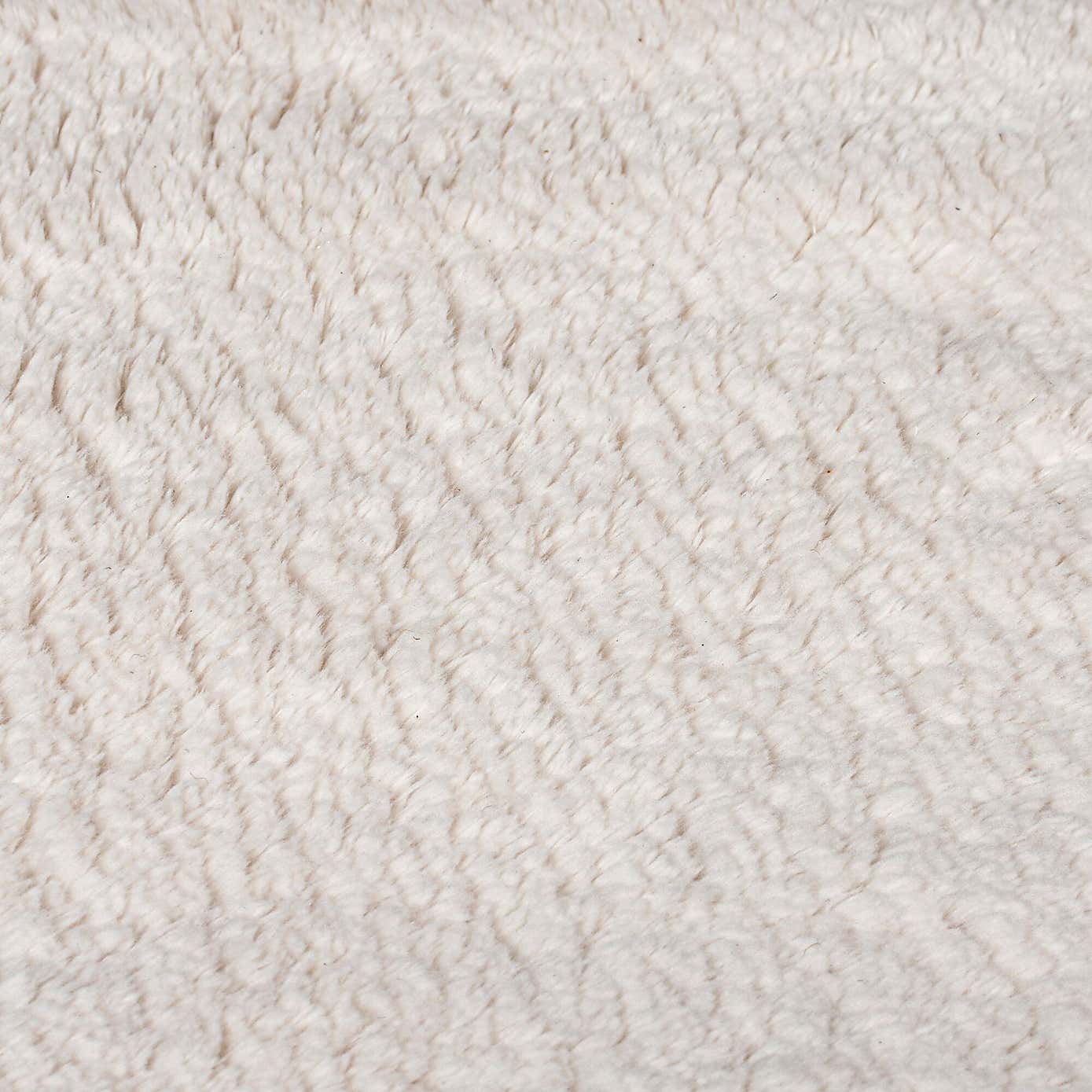 Faroe Wool Look Washable Faux Fur Rug