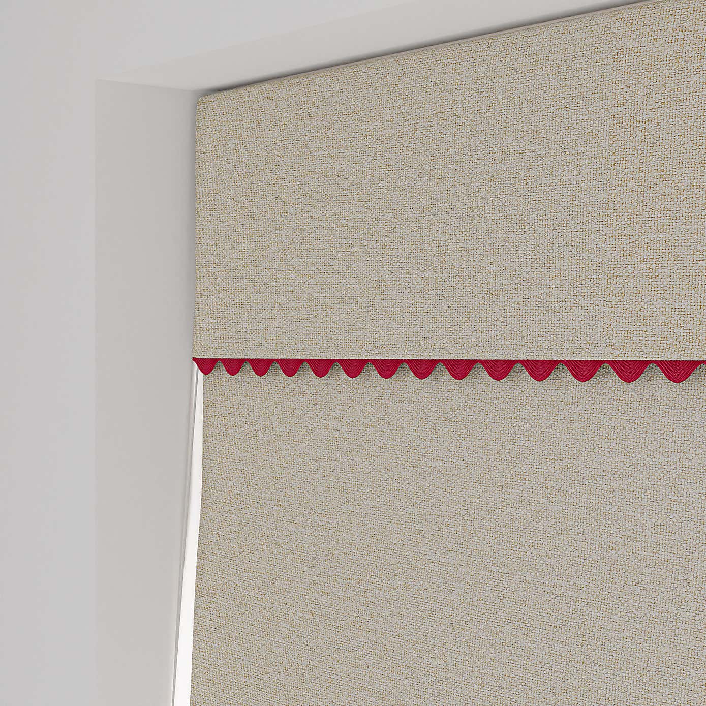 Luna Scallop Blackout Roman Blind