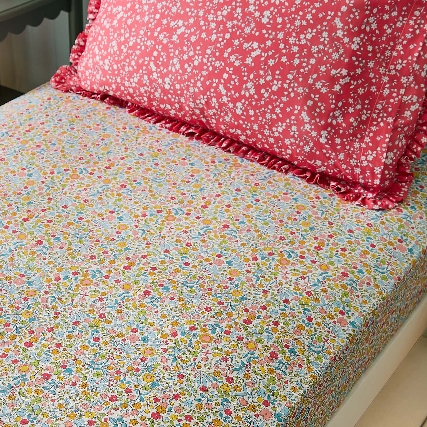 Set of 2 Ditsy Frill 144 Thread Count Fitted Sheets