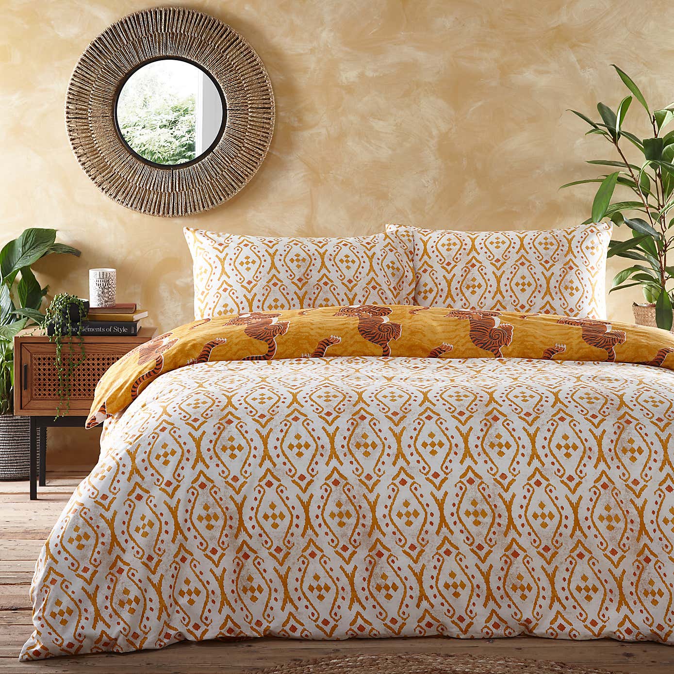 Furn. Tibetan Tiger Duvet Cover and Pillowcase Set