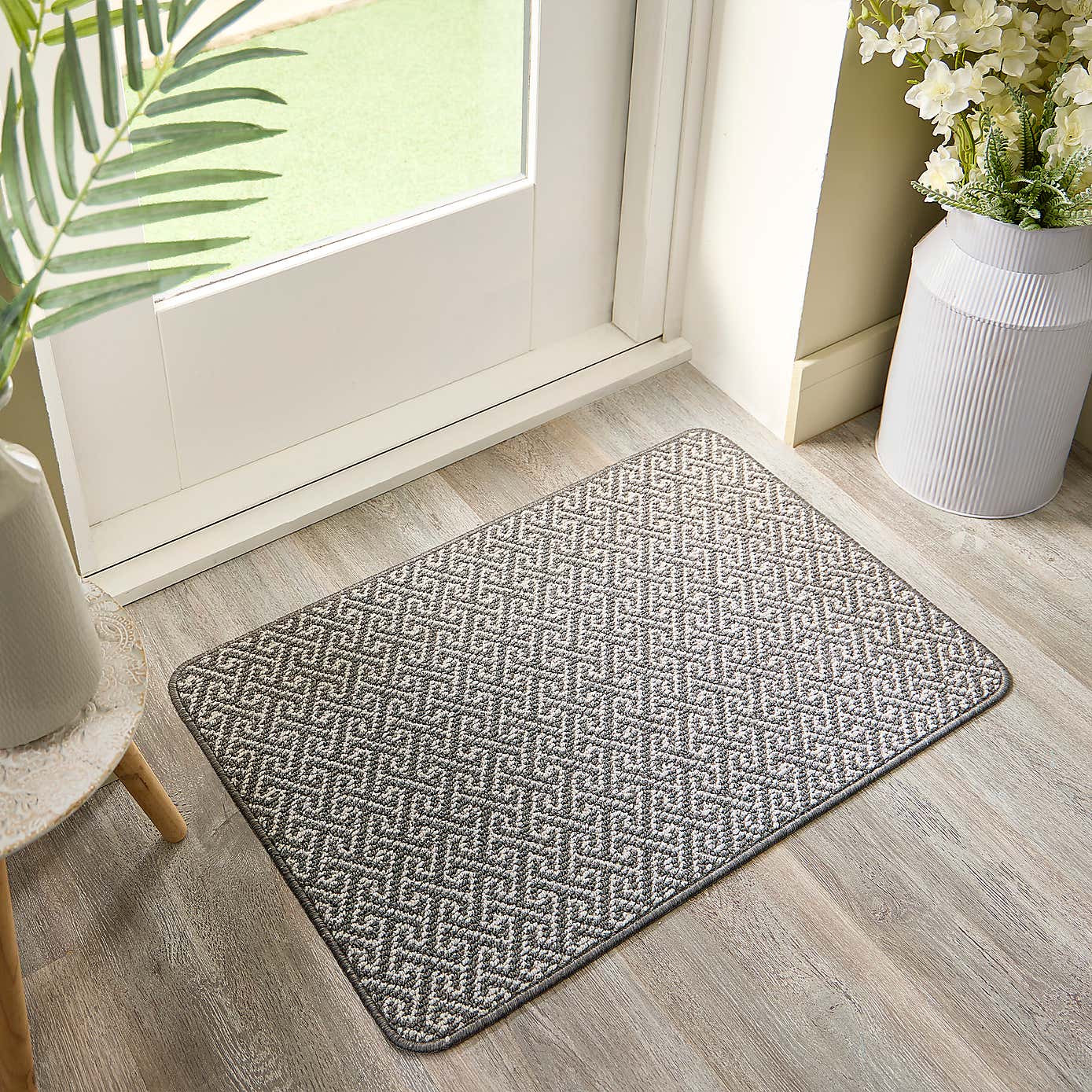 Marvel Boucle Greek Key Washable Doormat