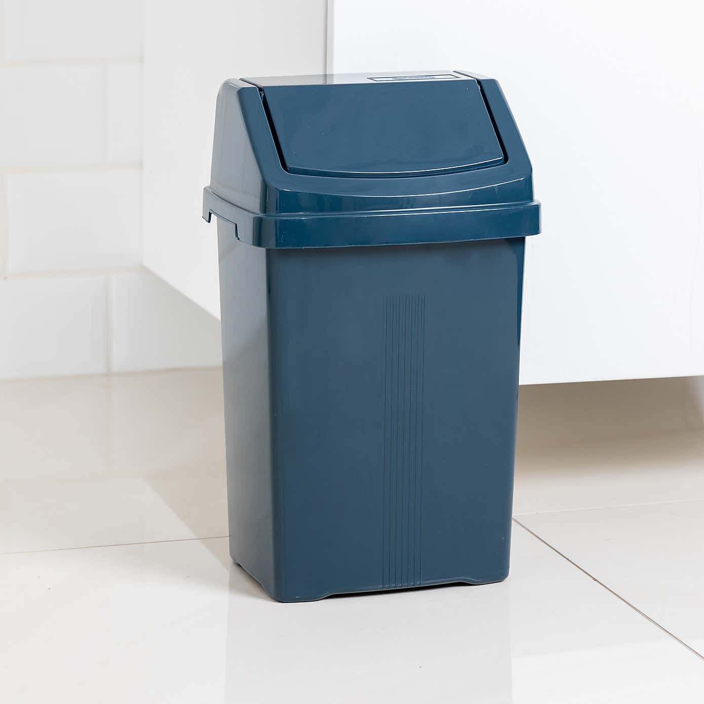 Wham Casa Navy 8L Swing Bin