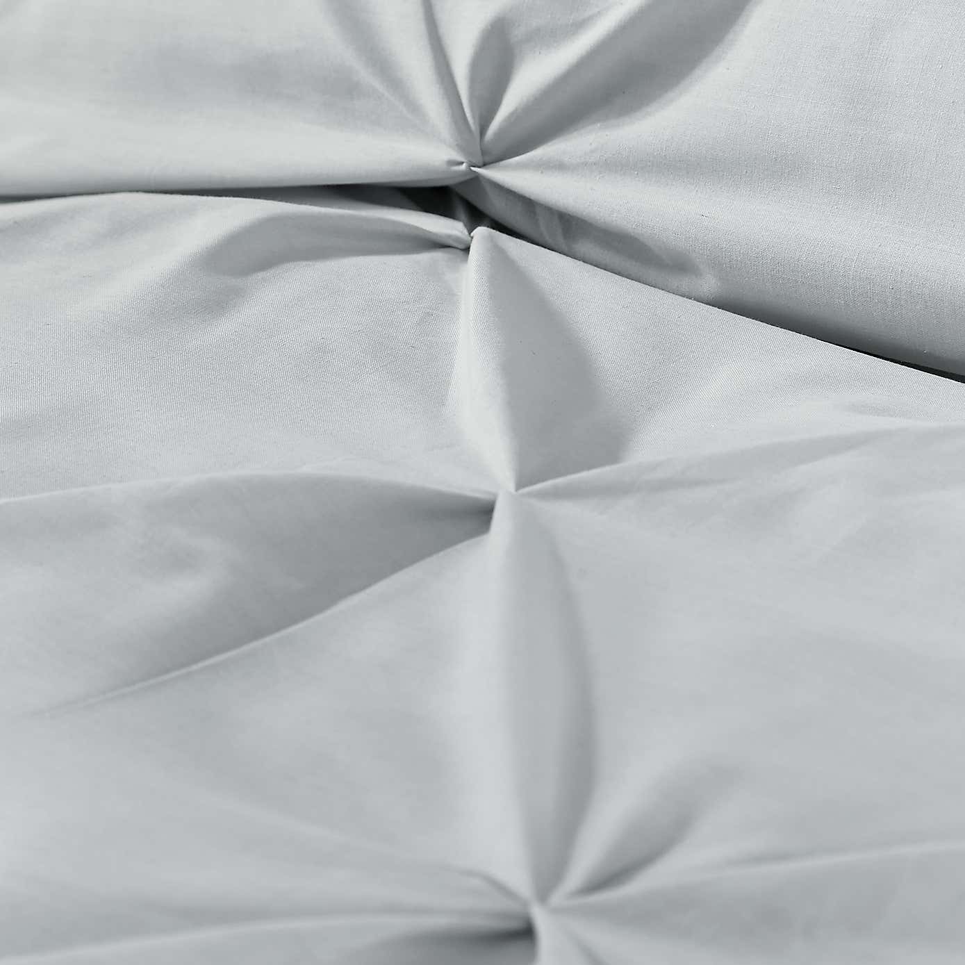 Serene Lara Duvet Cover & Pillowcase Set White