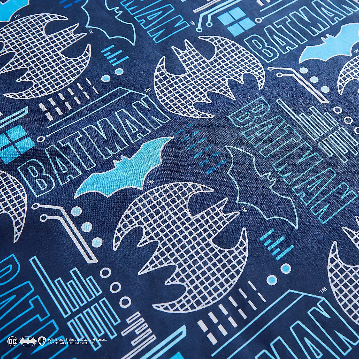 Batman Reversible Grey Duvet and Pillowcase Set