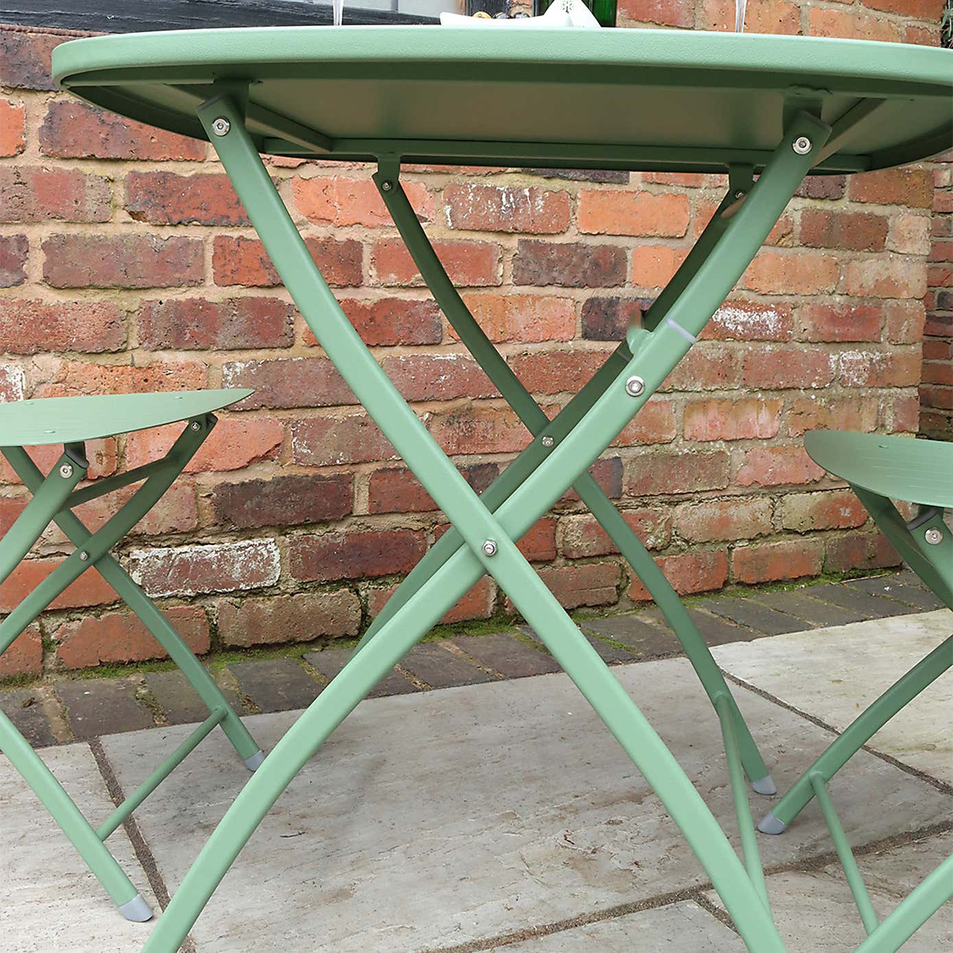 A.Mir Venice Square Outdoor Bistro Set