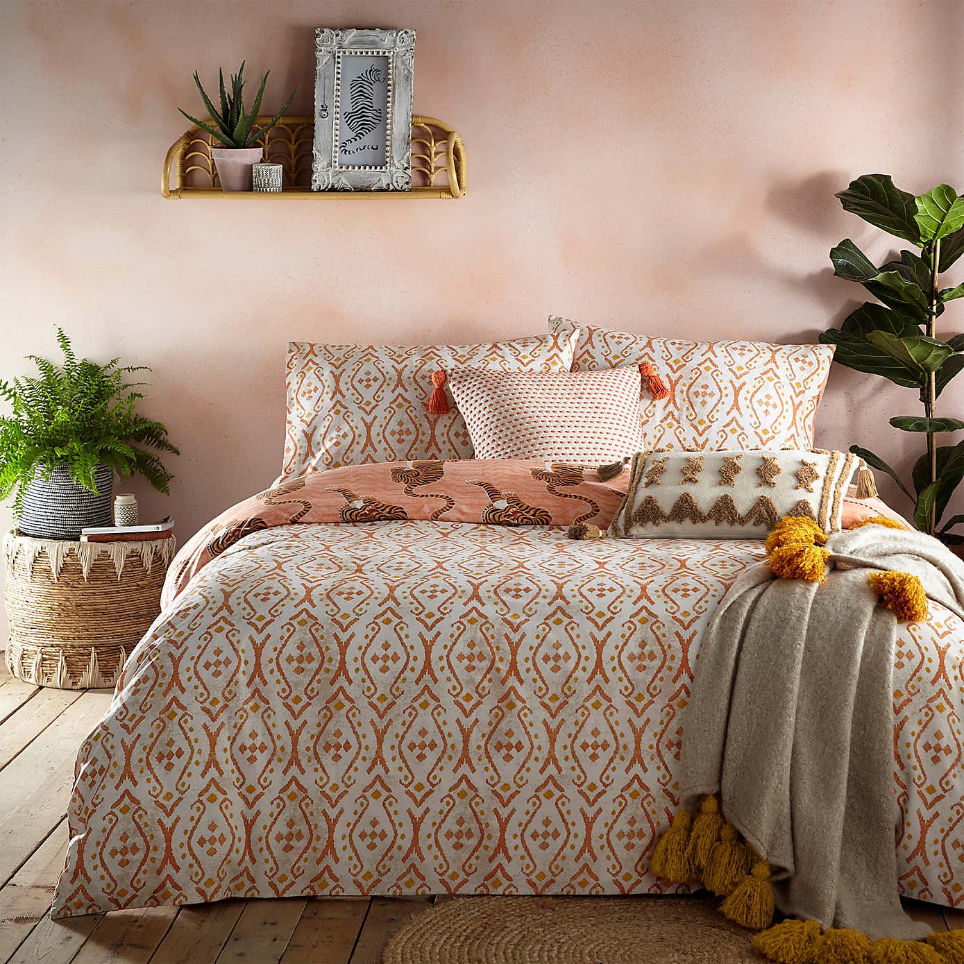 Furn. Tibetan Tiger Duvet Cover and Pillowcase Set