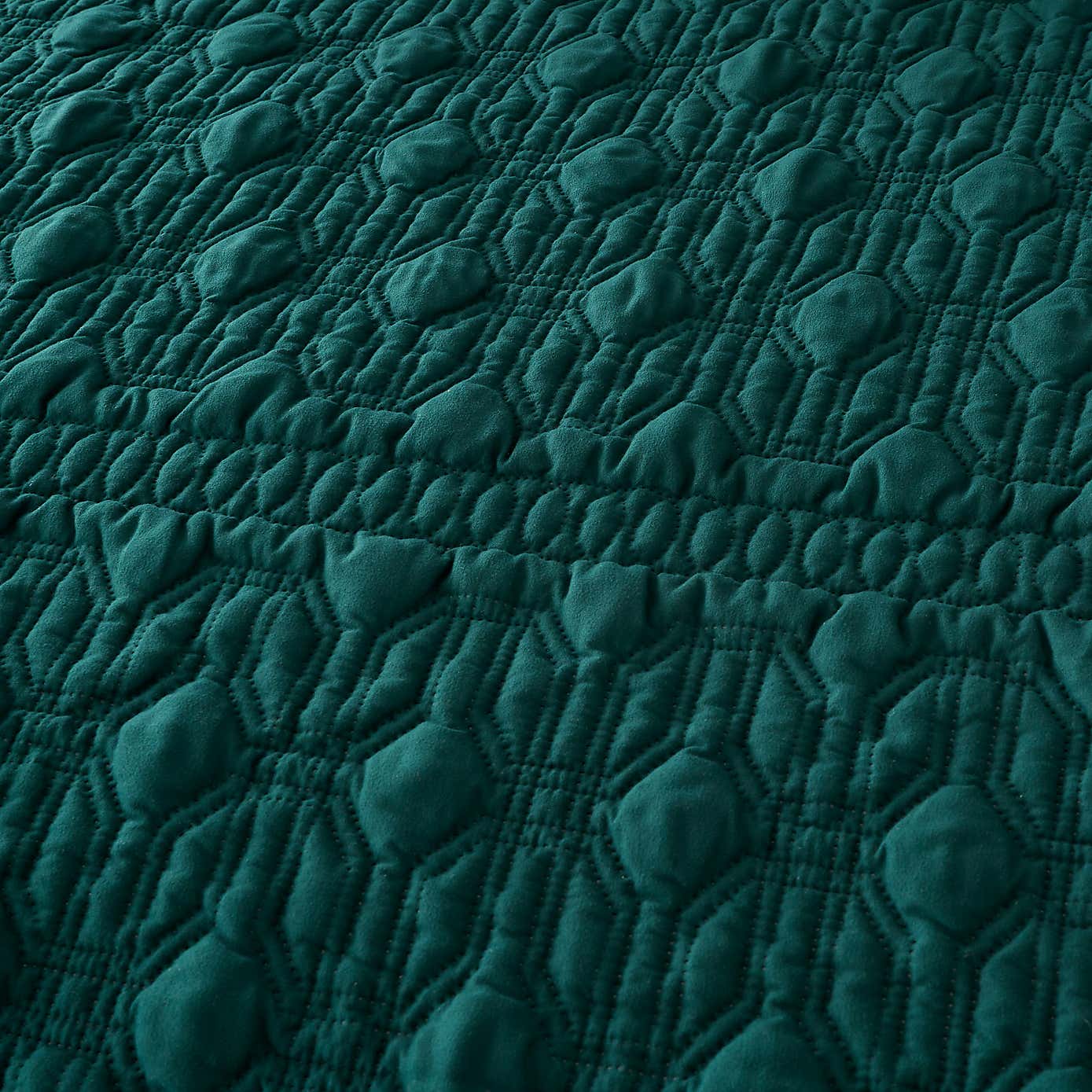 Billie White Duvet Cover and Pillowcase Set