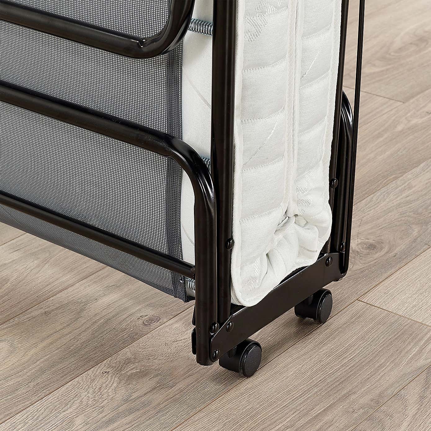 Supreme Pocket Sprung Folding Bed