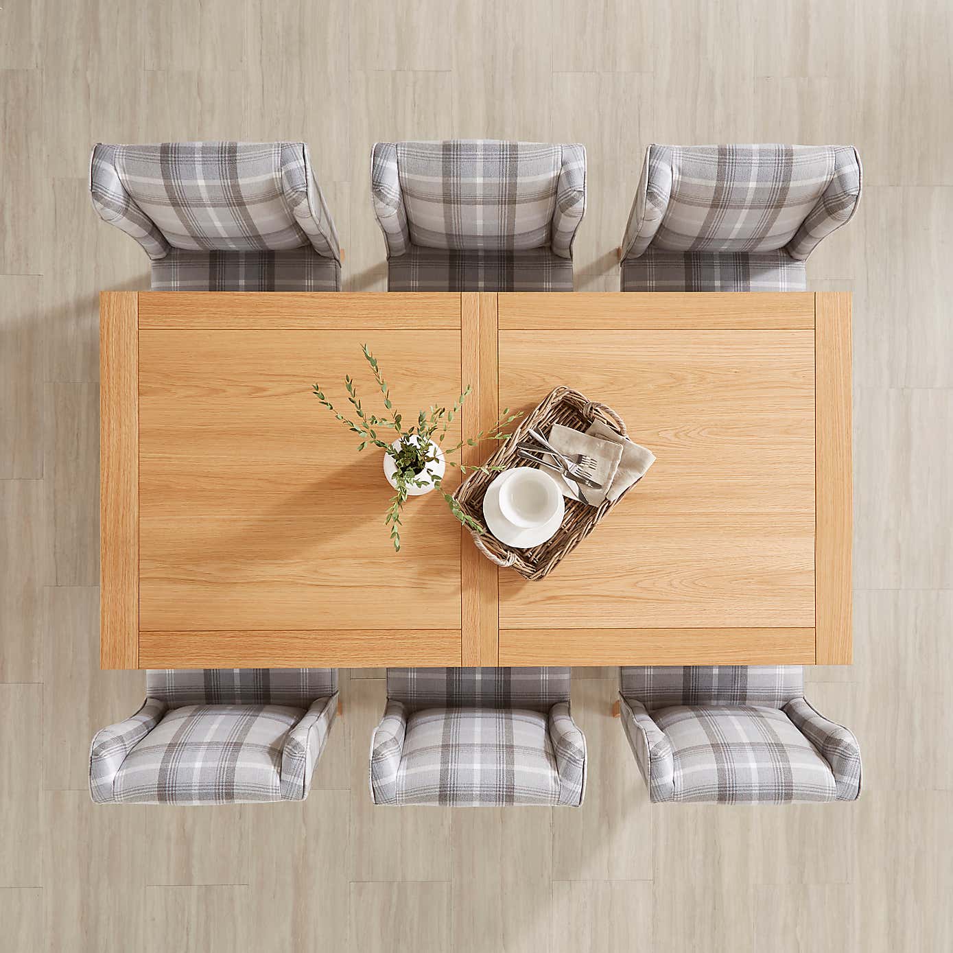 Xavi 10 Seater Rectangular Extendable Dining Table, Oak