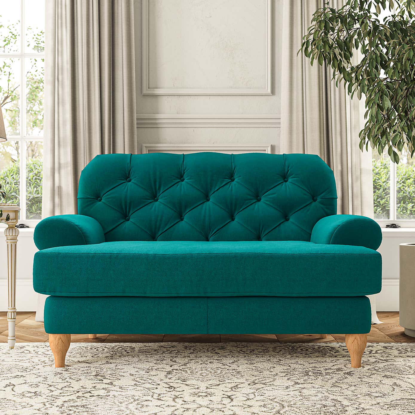 Canterbury Snuggle Chair