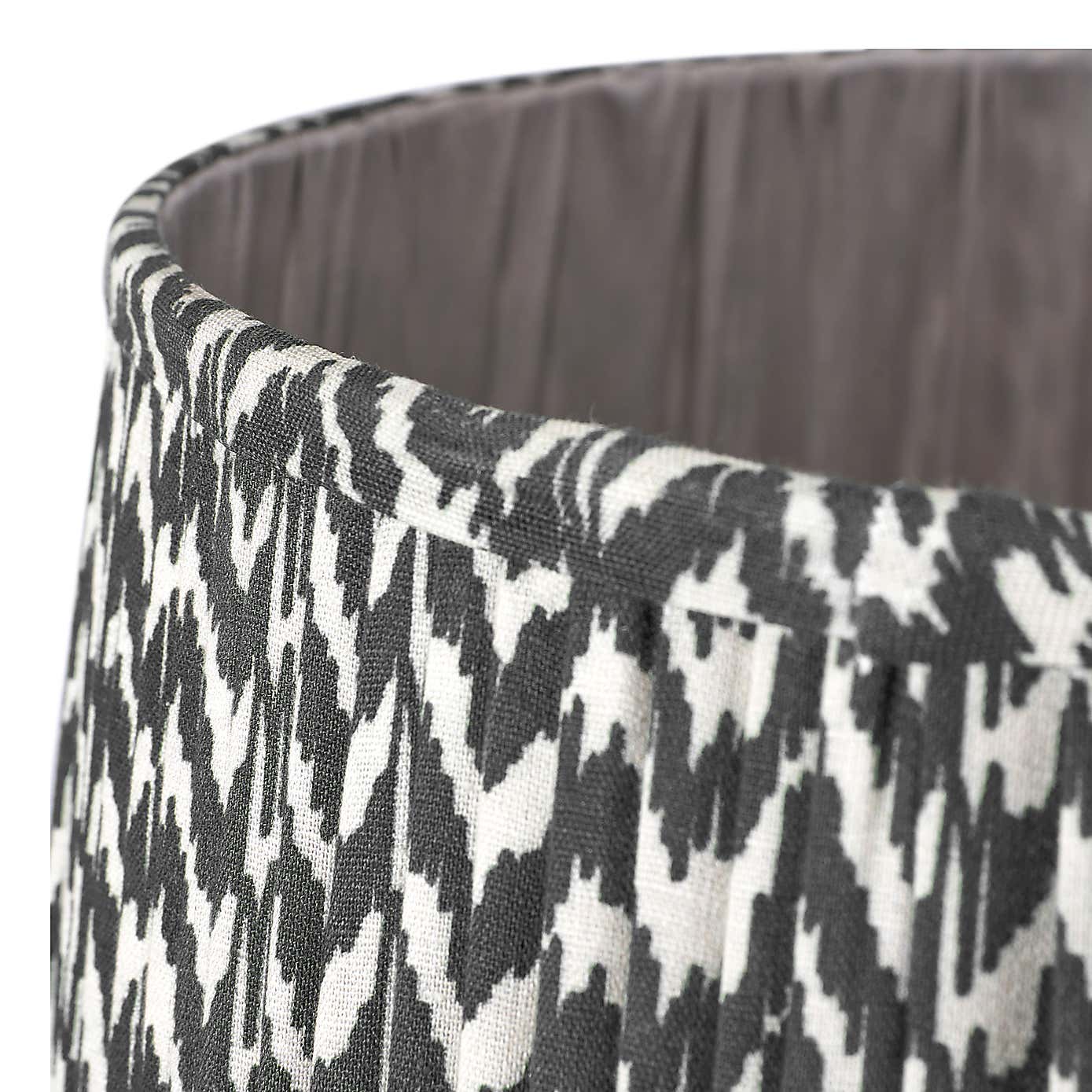 Vienna Chevron Mushroom Pleat Shade