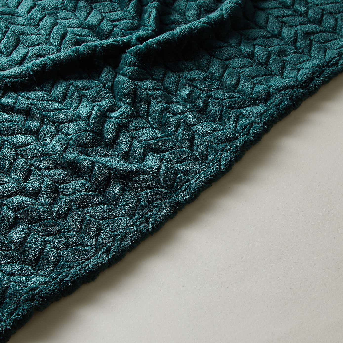 Amelia Recycled Throw, 200cm x 200cm