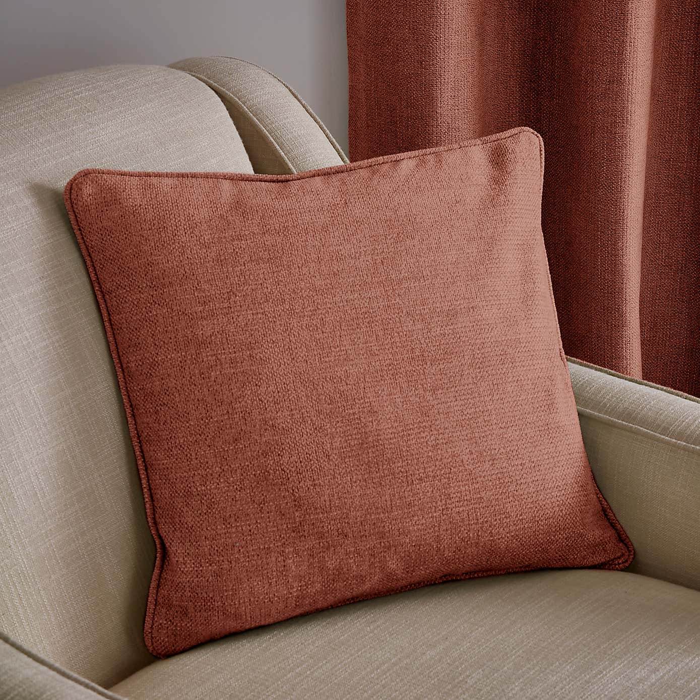 Wynter Old Gold Cushion