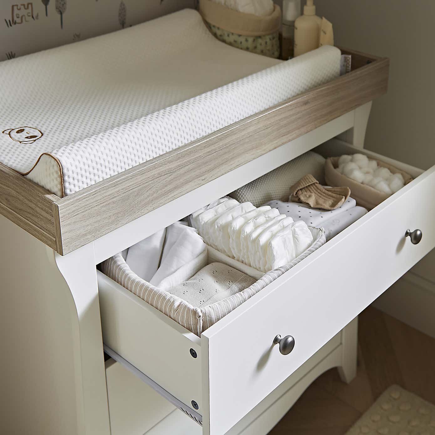 CuddleCo Clara 3 Drawer Chest & Changing Unit