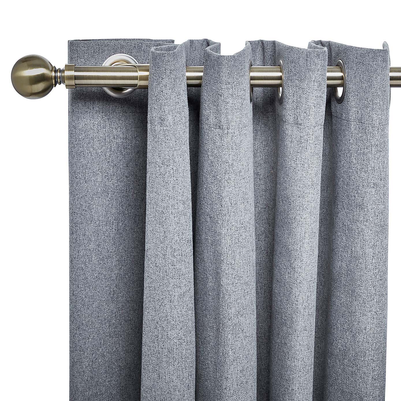 Ashton Room Darkening Extendable Eyelet Curtain Pole 25/28mm