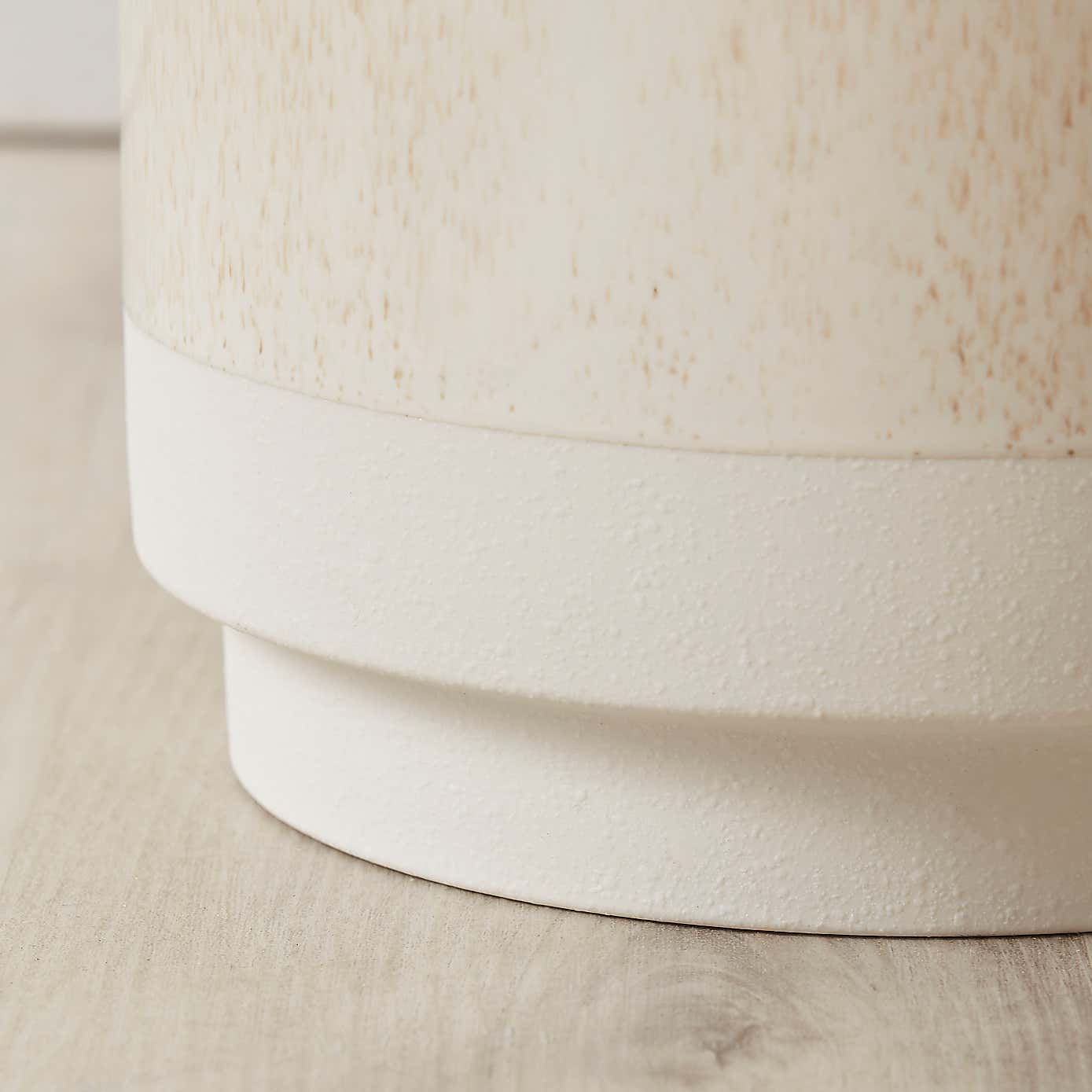 Dorma Purity Plant Pot Cream 22cm