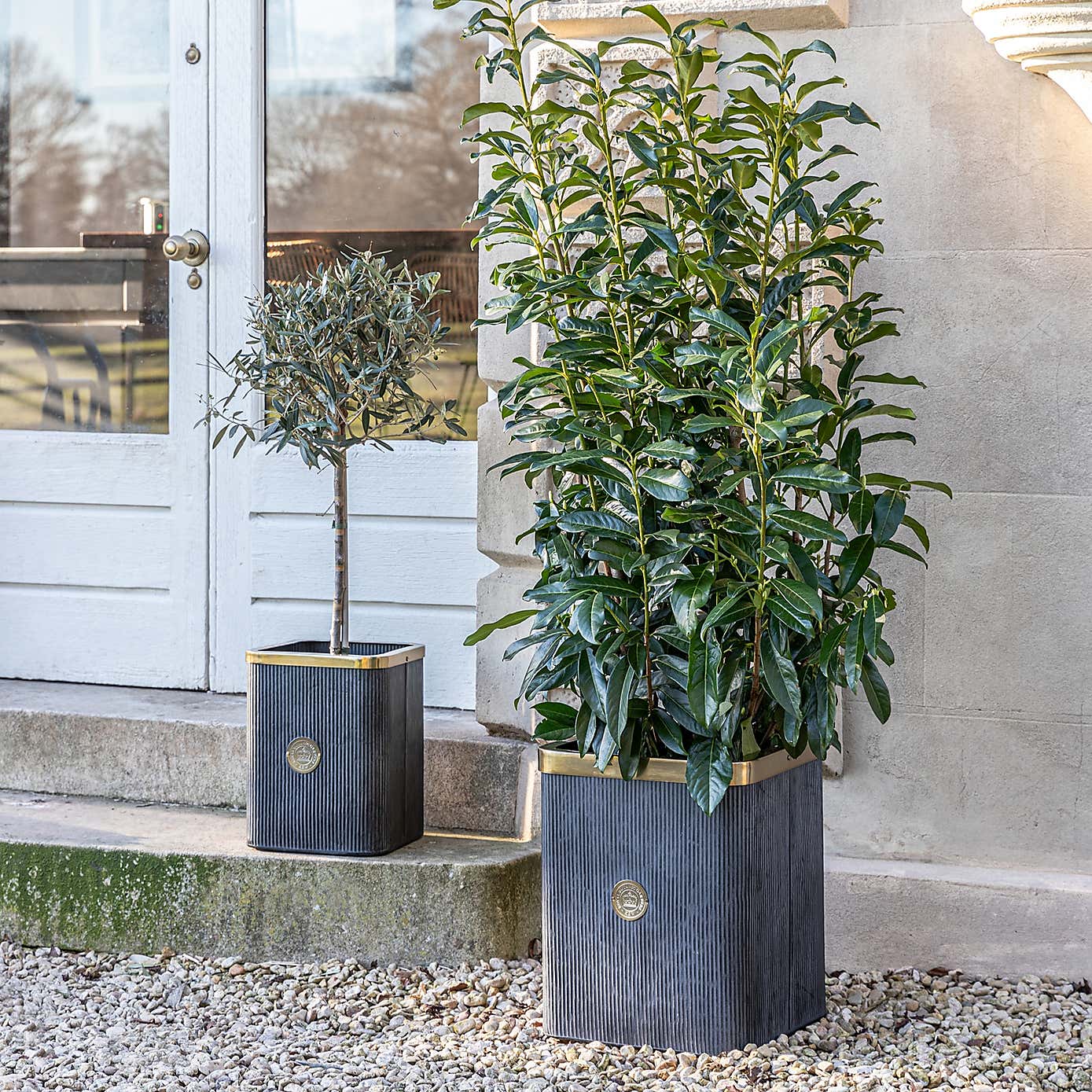 Set of 2 Kew Outdoor Indoor Antique Lead Richmond Planter