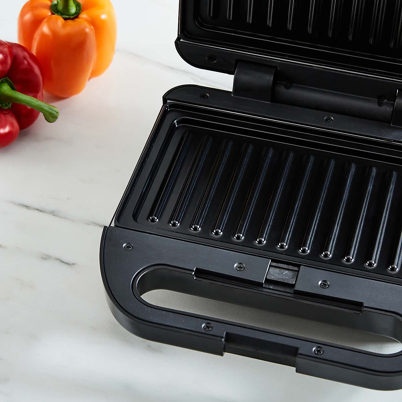 Sandwich and Waffle Grill