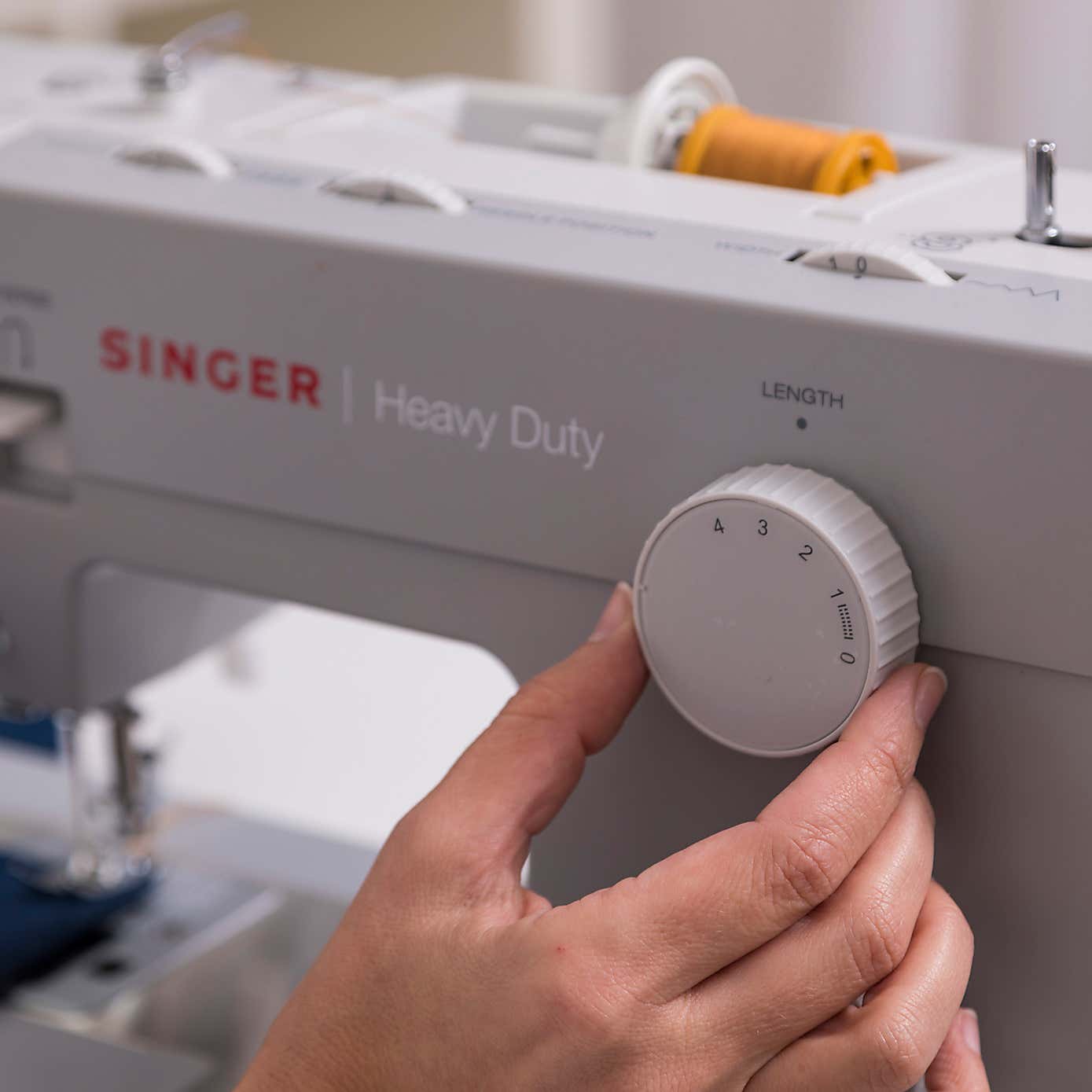 Singer Heavy Duty 4411 Sewing Machine