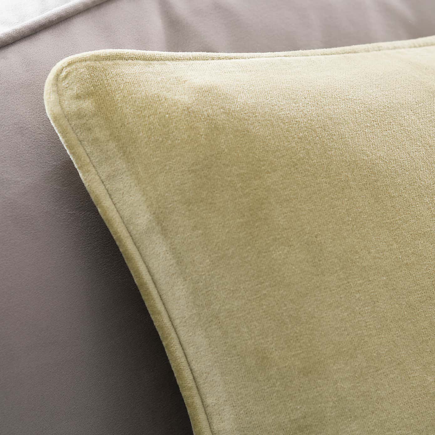 Clara Cotton Velvet Cushion