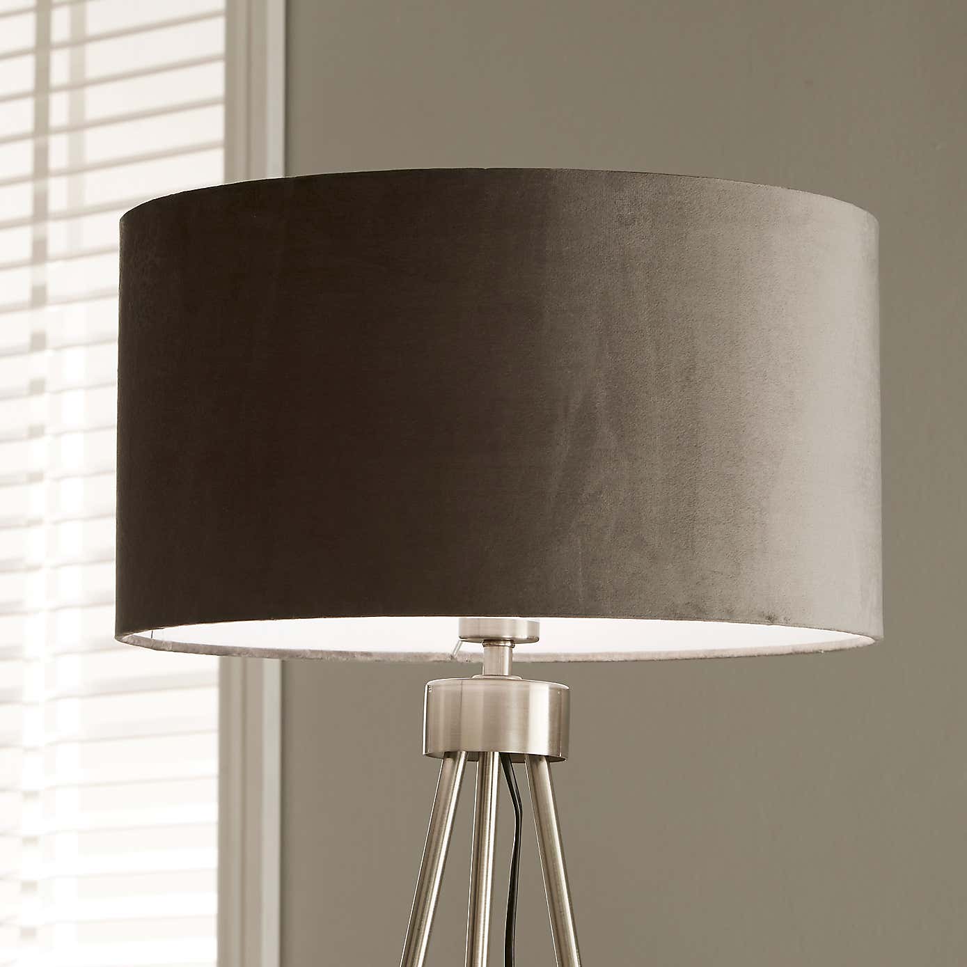 Houston Tripod Floor Lamp