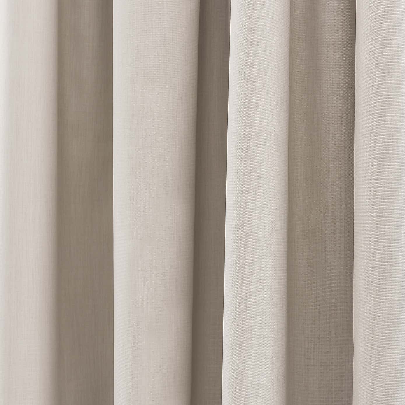 Solar Blackout Eyelet Curtains