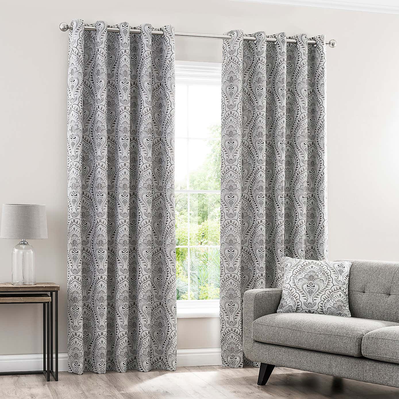 Leonardo Eyelet Curtains