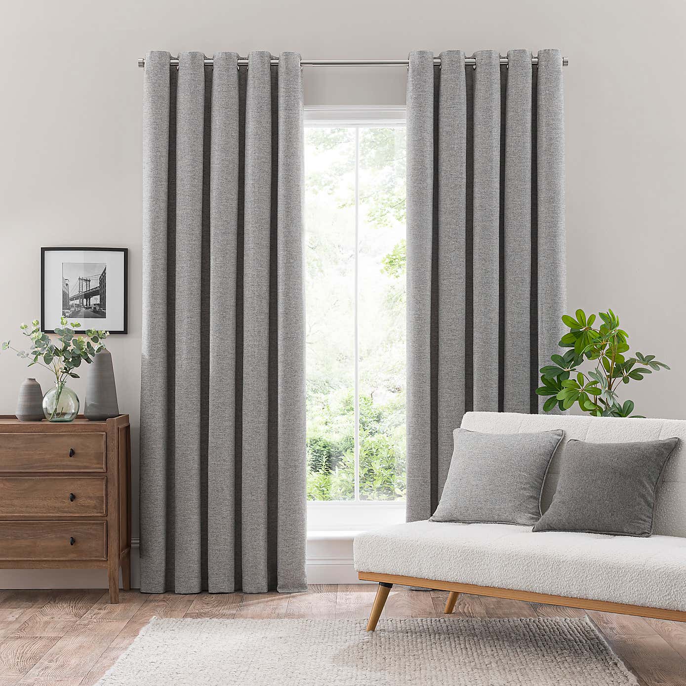 Chester Eyelet Curtains