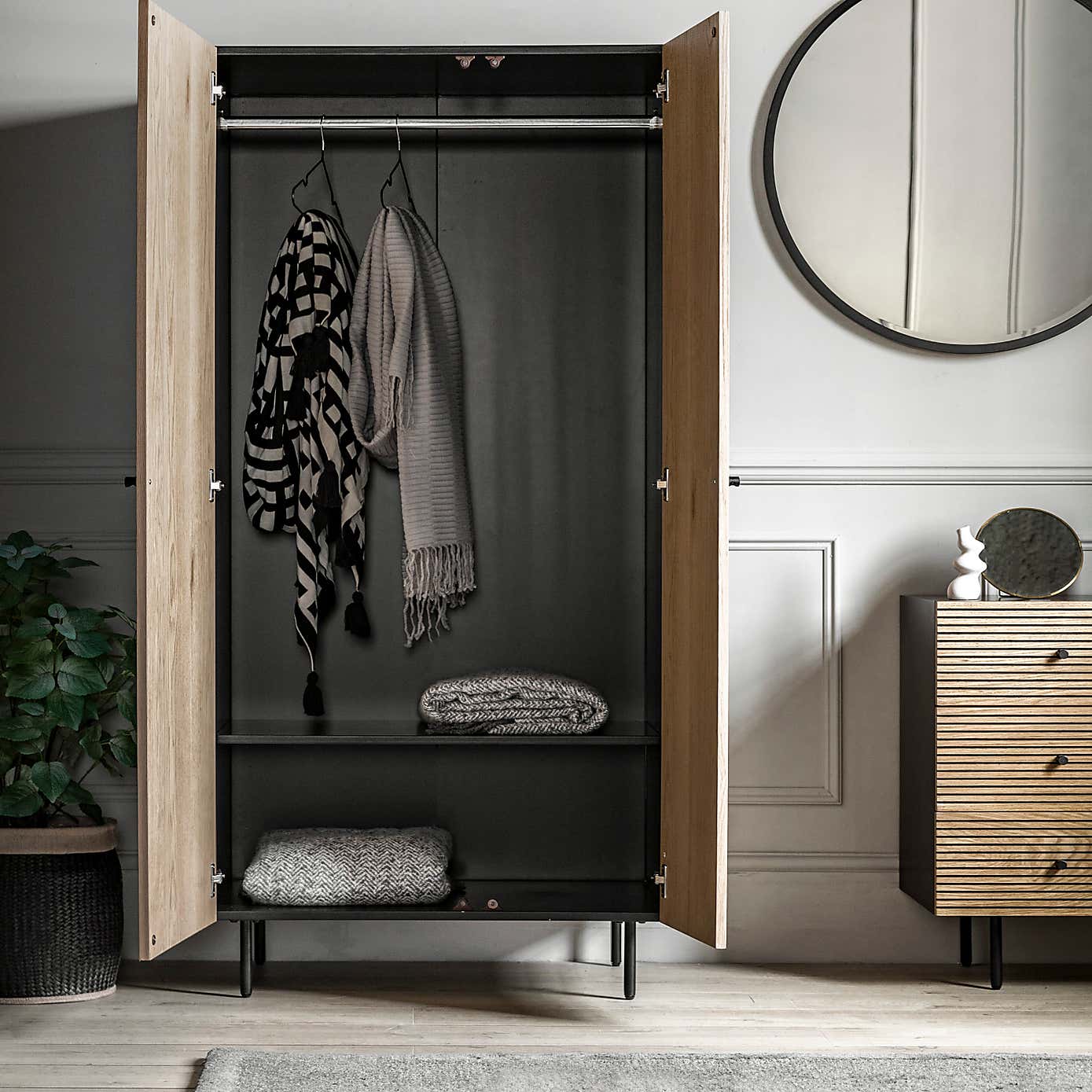 Hanwell 2 Door Wardrobe