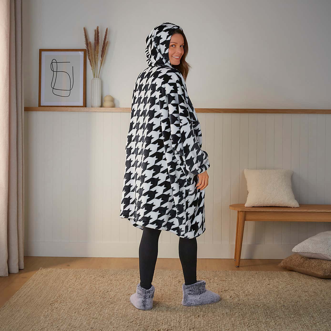 Dog Tooth Oversized Hoodie