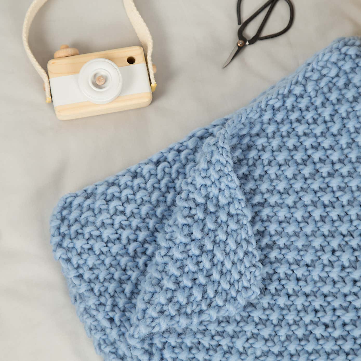 Louis Baby Blanket Knitting Kit
