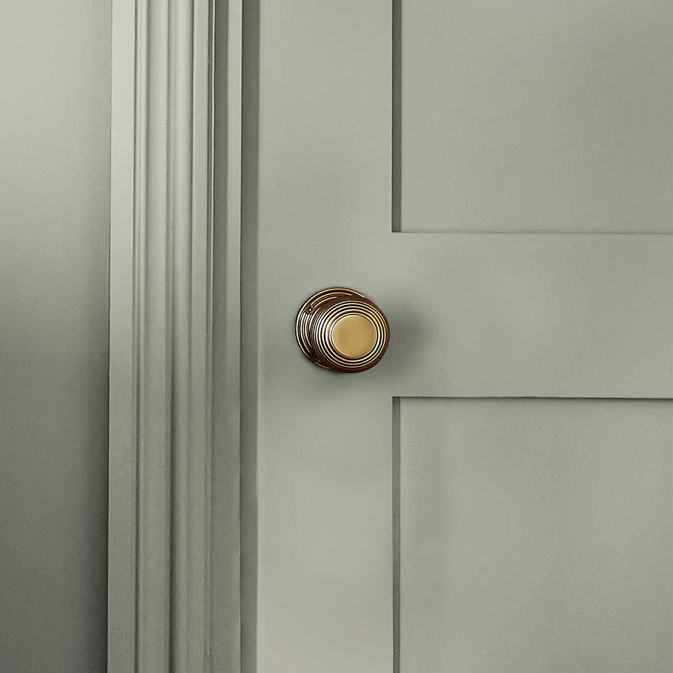 William Morris At Home Crumbled Sage Eggshell Paint