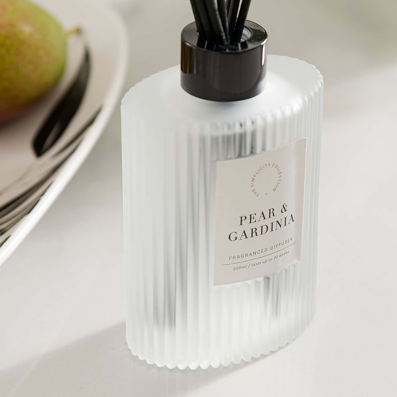 Pear and Gardenia Ribbed Diffuser