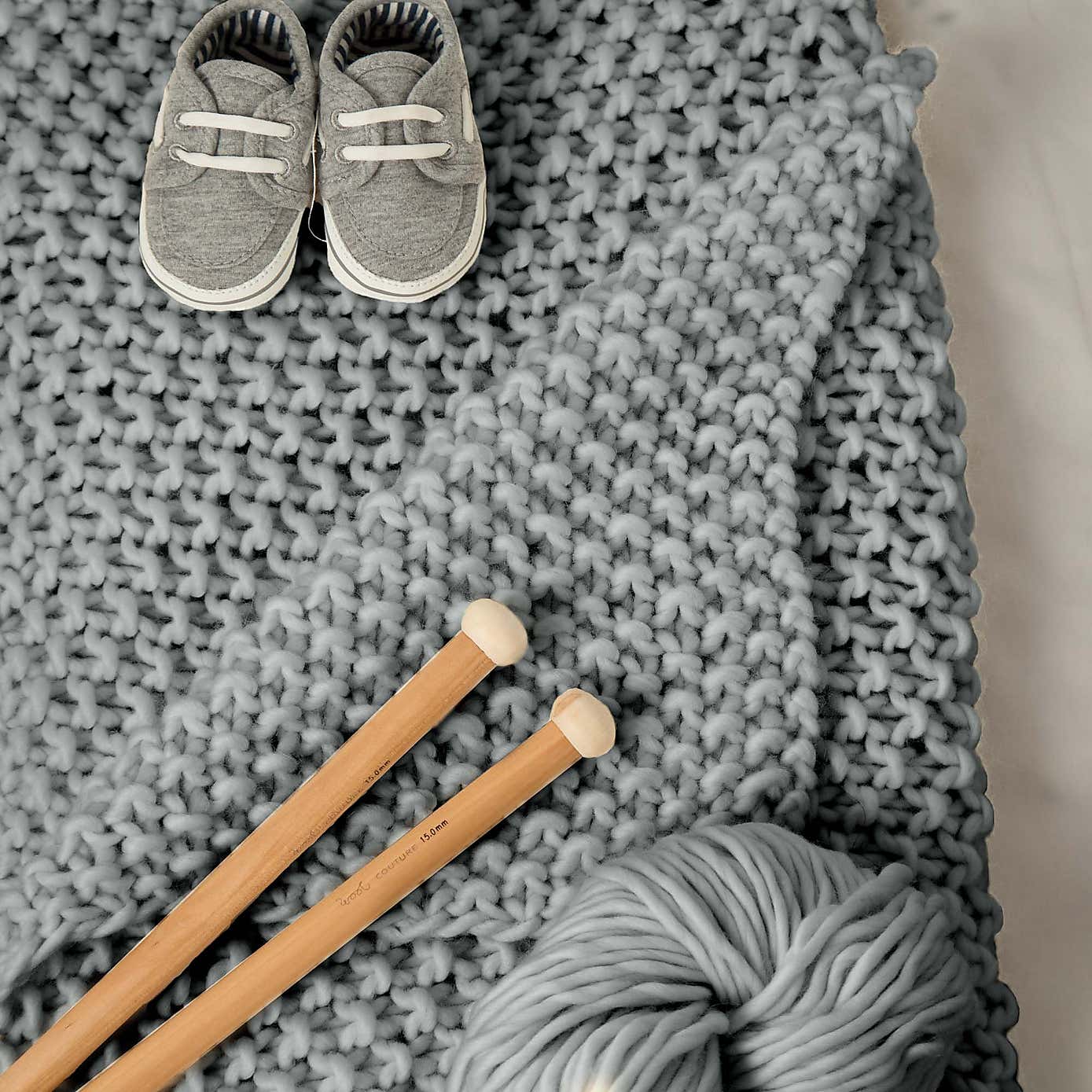 Louis Baby Blanket Knitting Kit