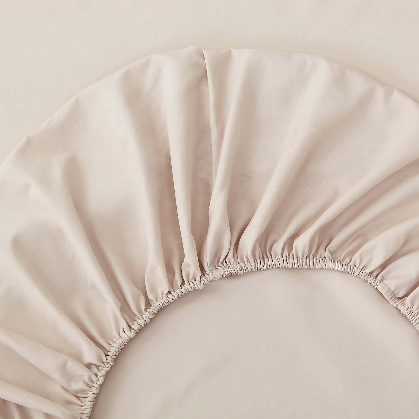 Super Soft Plain Polyester Fitted Sheet