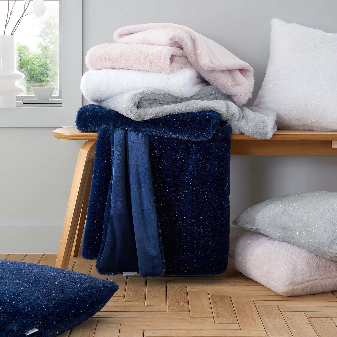 Catherine Lansfield Glamour Fur Square Cushion