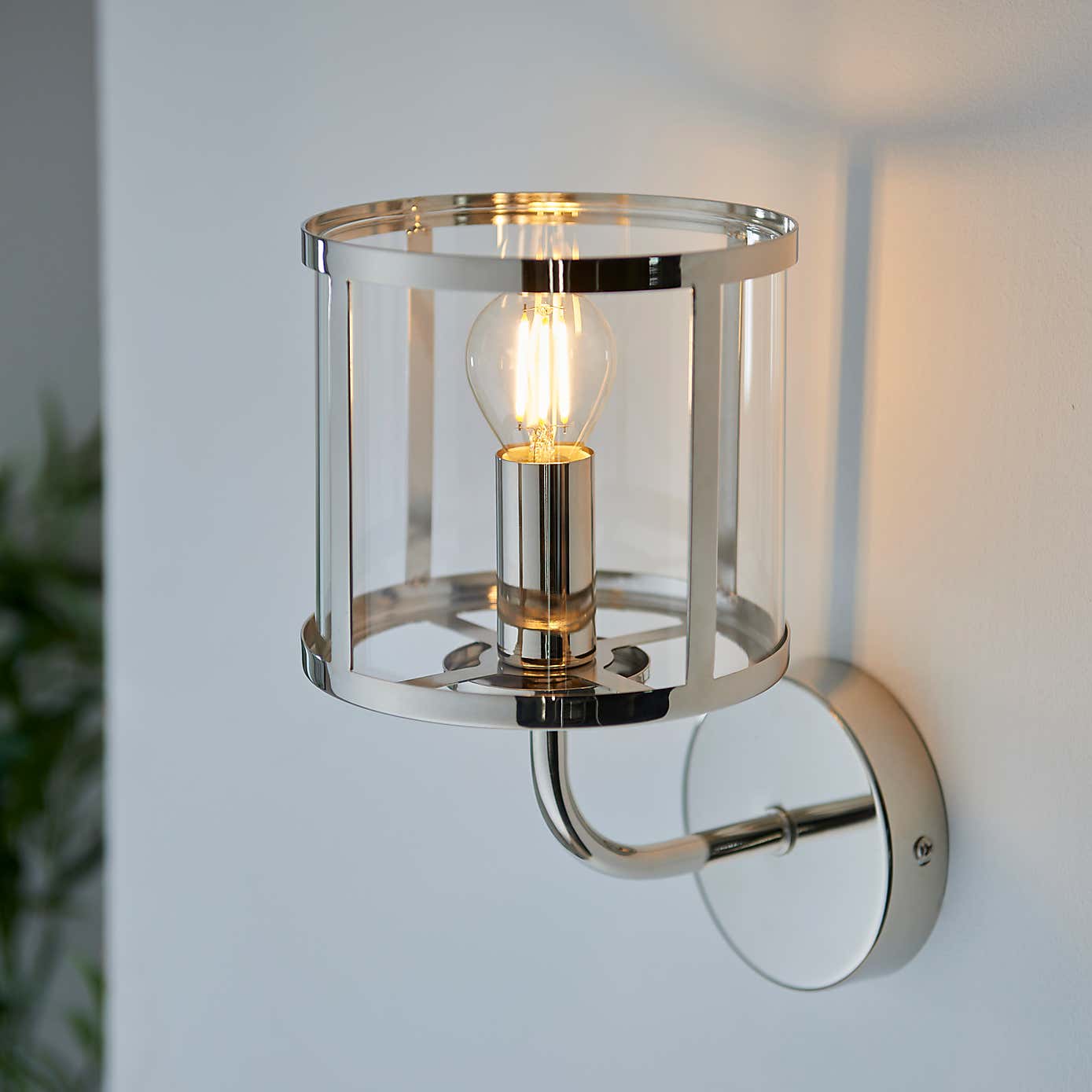 Vogue Lighting Beckett Industrial Wall Light