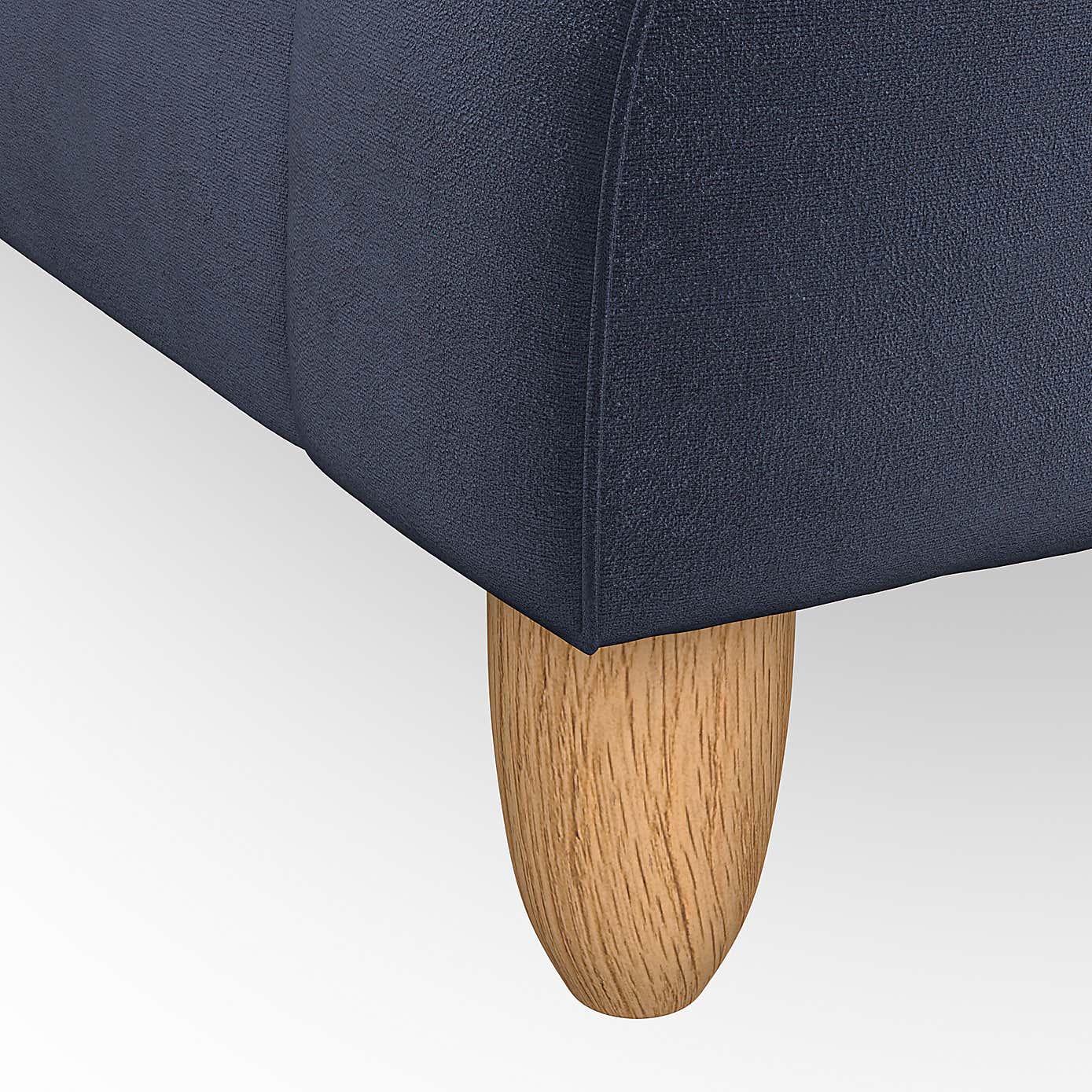 Ashford Snuggle Chair