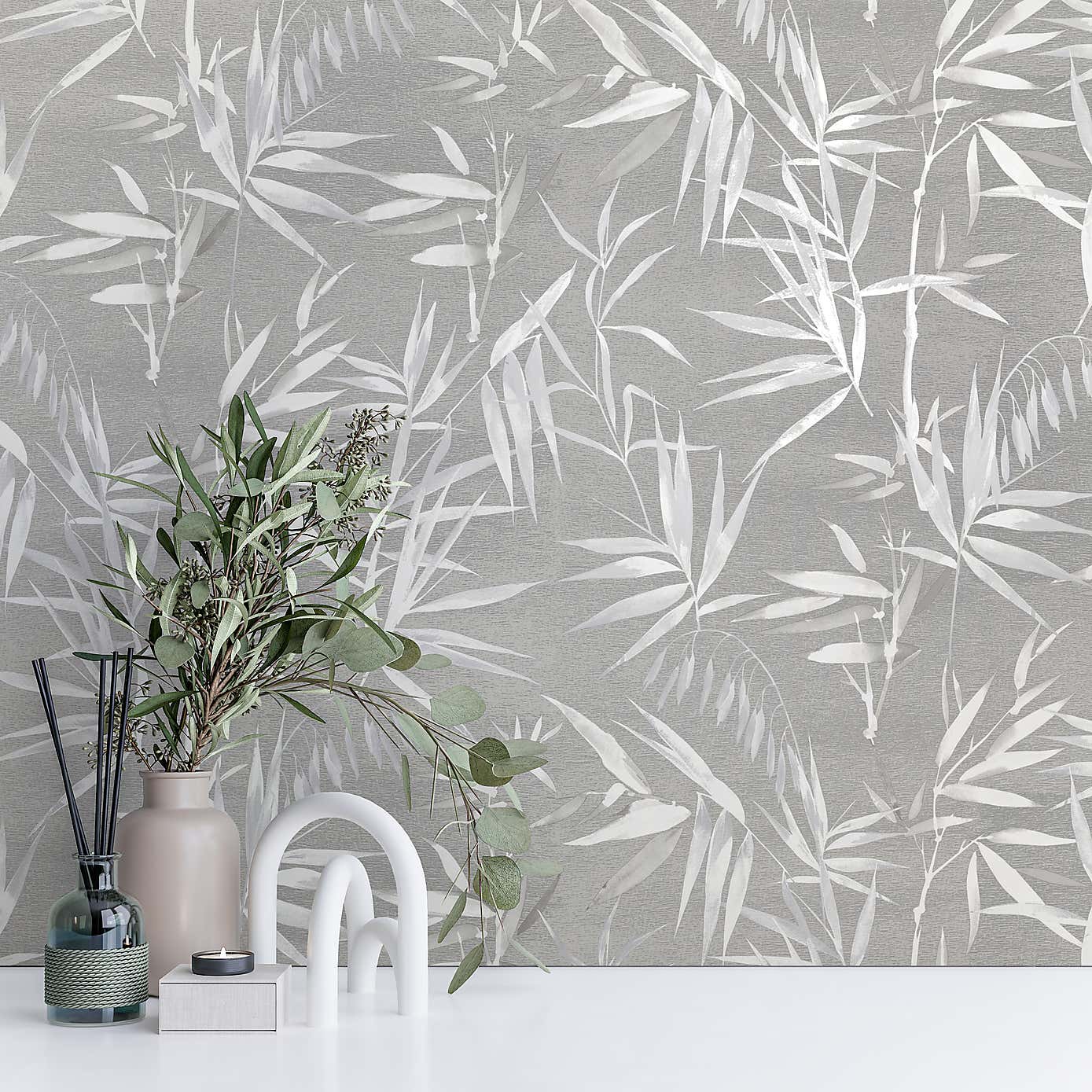Bamboo Leaves Black Wallpaper