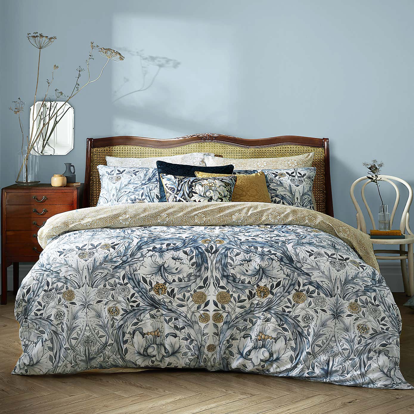 William Morris At Home Water House Eggshell Paint